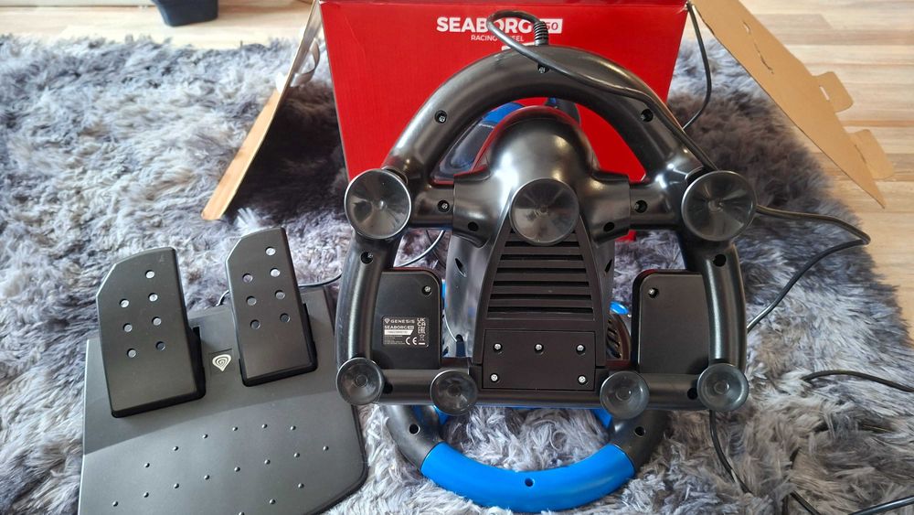 Волан и педали за игри