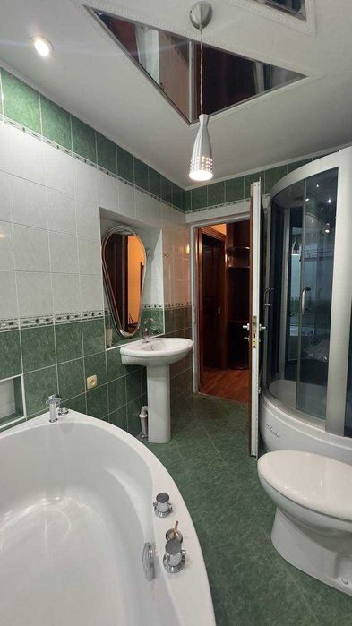 Дом Участок 4.3 сот Узбум Фаргона Йули Саракулька 45.000 сот Хозяин