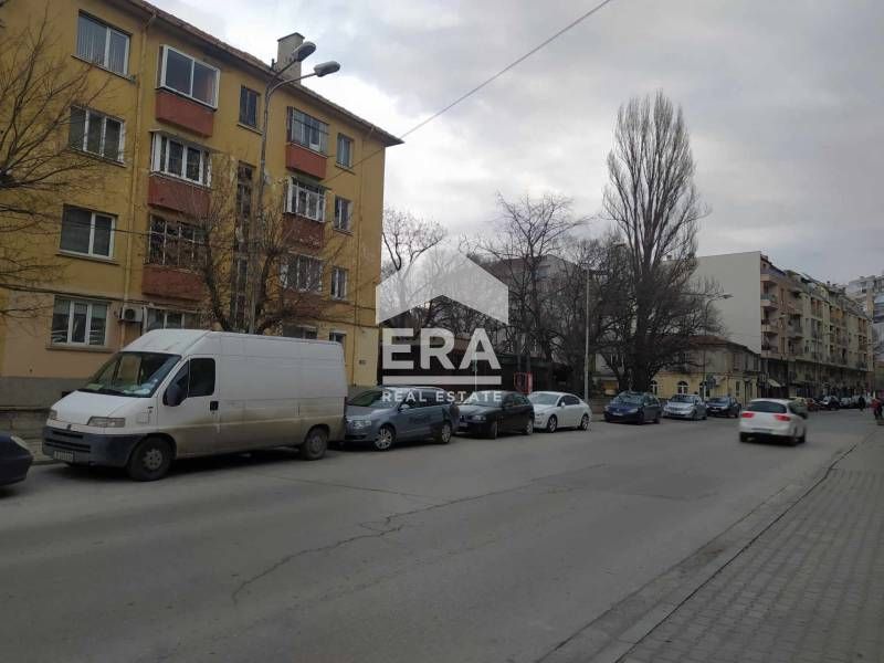 Продава се Тристаен апартамент в Варна, Погреби - 96 кв.м за 1407 €/кв.м - Снимка #10