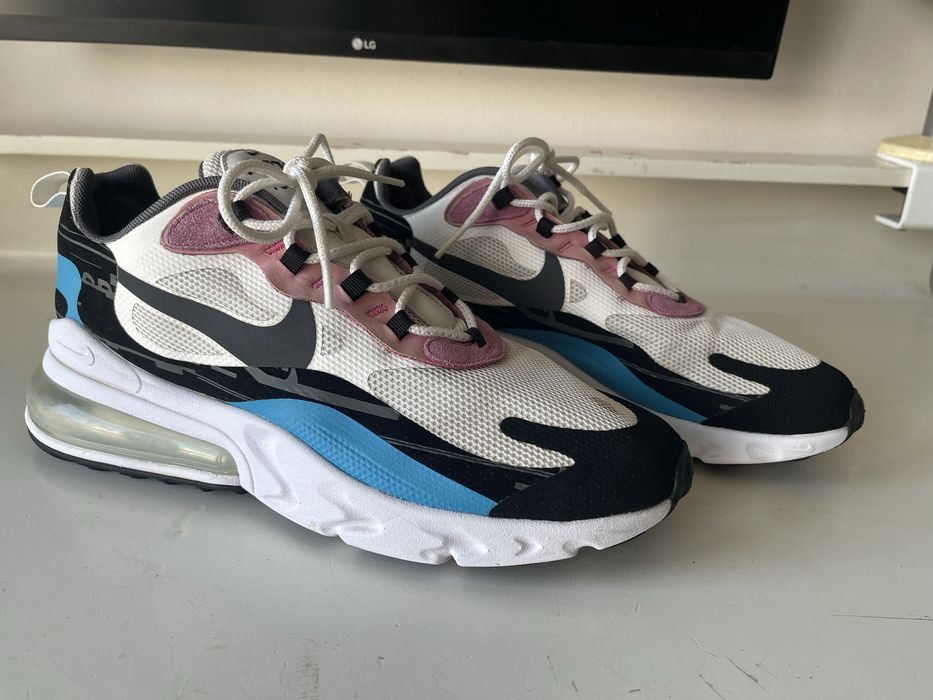 Nike 270 React Мъжки маратонки номер 45.5 стелка 29.5 сантиметра. Многоцветни.