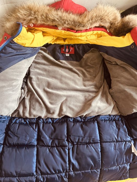 Продам куртку 146 , на 7-8 лет