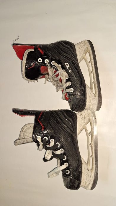 Коньки Bauer любительские.