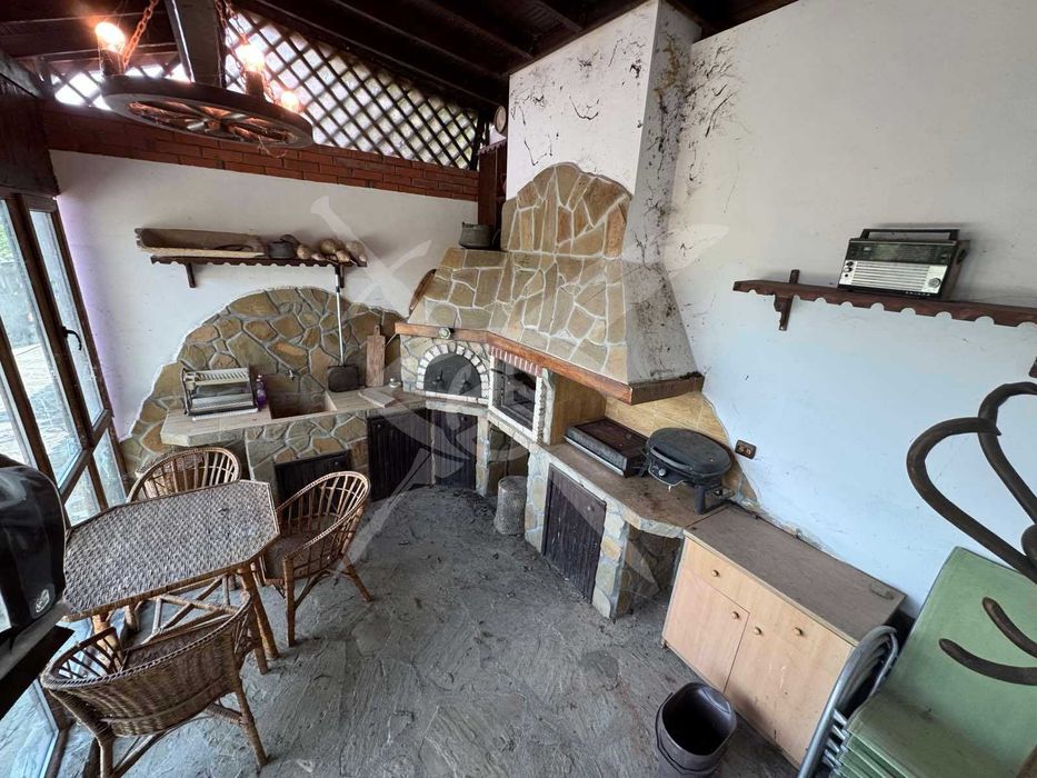 Две Вили - Айтос