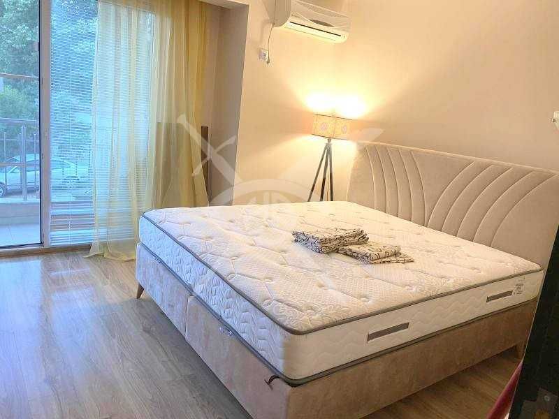 Продава се Двустаен апартамент в Царево - 70 кв.м за 2786 €/кв.м - Снимка #1