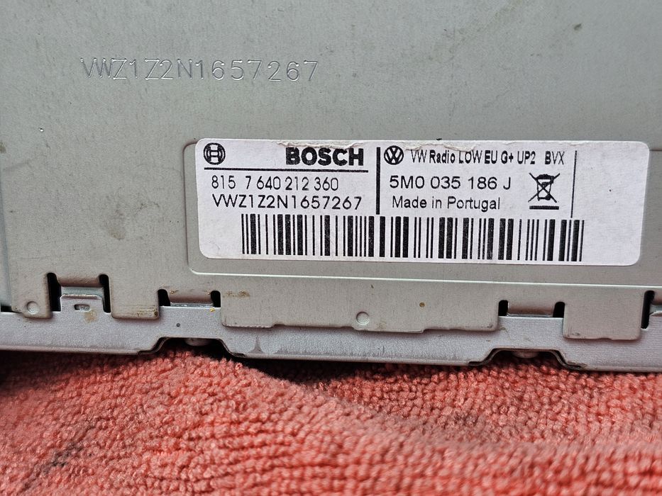 Radio CD RCD 310 VW Golf 5 6 7 Jetta Passat B6 B7 EOS Polo 6r 9r  Skoda Octavia Seat Leon Altea Casetofon MP3 Player