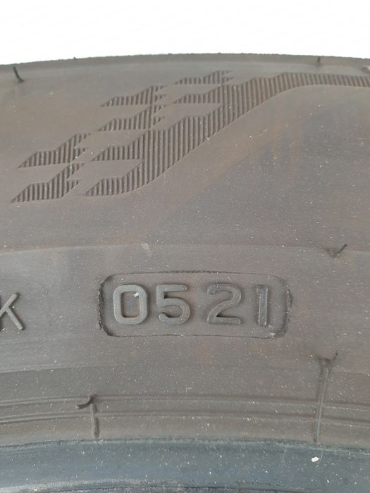 Летни гуми 4 броя BRIDGESTONE Turanza T005 225 60 R17 дот 0521