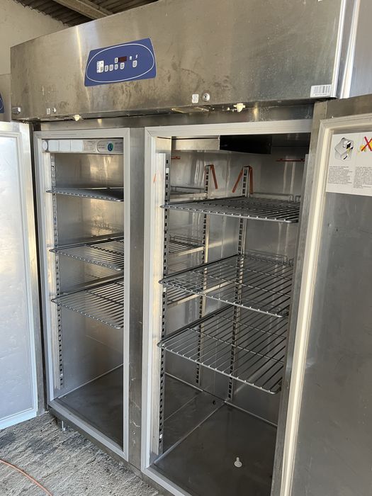 Vand echipamente bucatarie profesionale