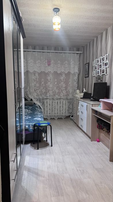 Продам двух комнатную квартиру