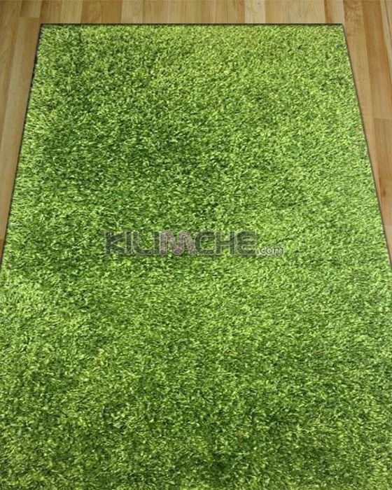 Зелен килим шаги