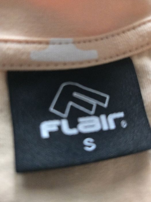 Дамски рокли Flair