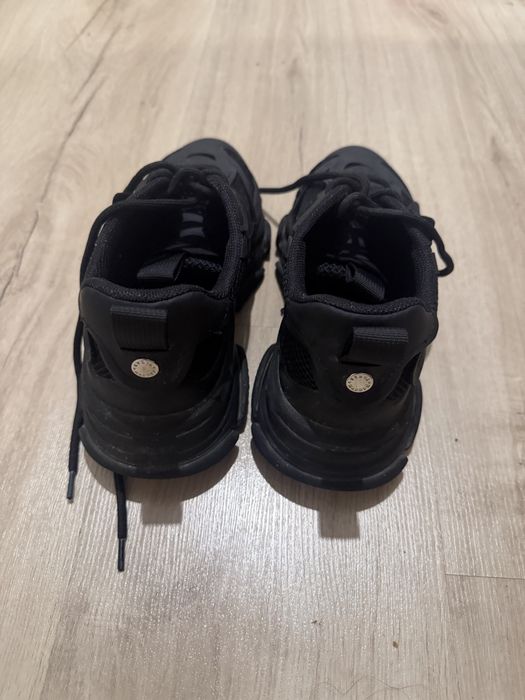 Продавам сникърси Karl Lagerfeld, Steve Madden, Tommy Jeans