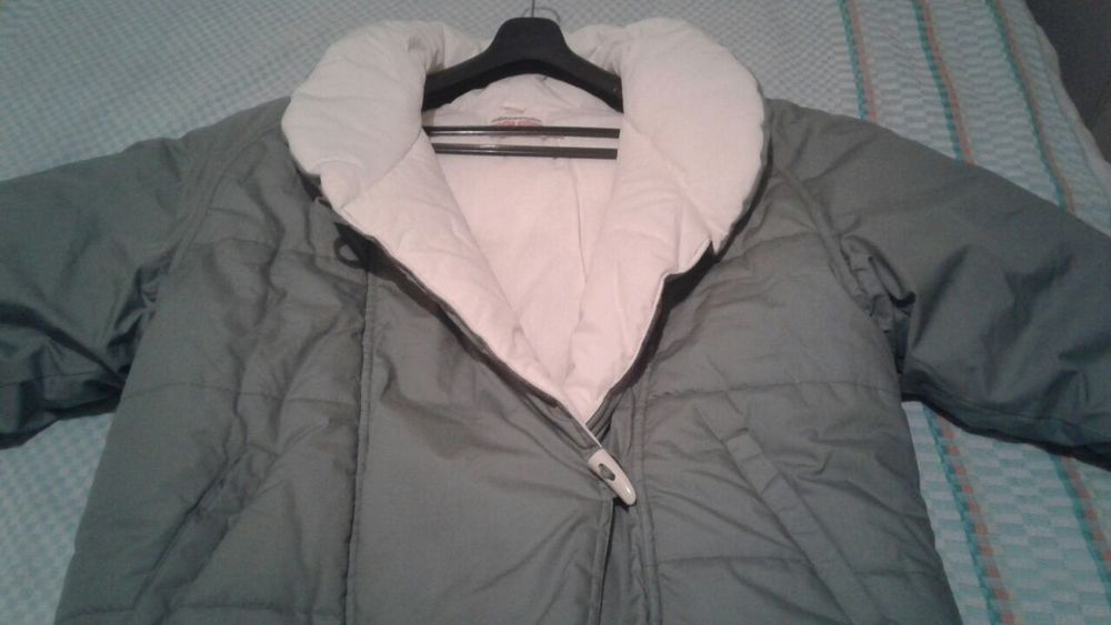 Продам женский пуховик