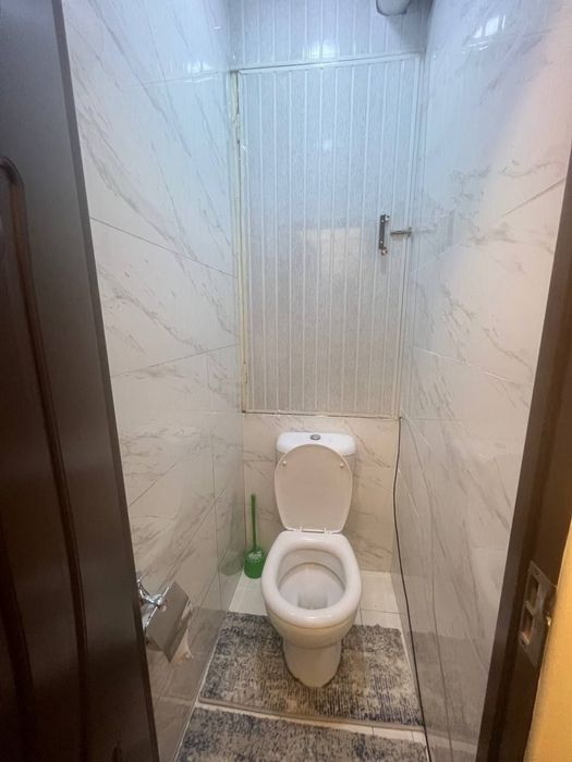 Srochno 3xonali uy soladi. 3xona 1etaj