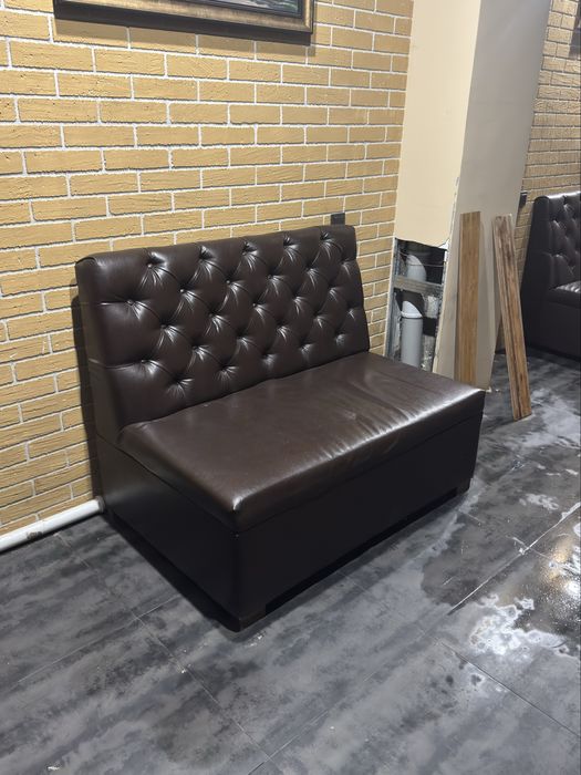 Очень удобная Диван для кафе