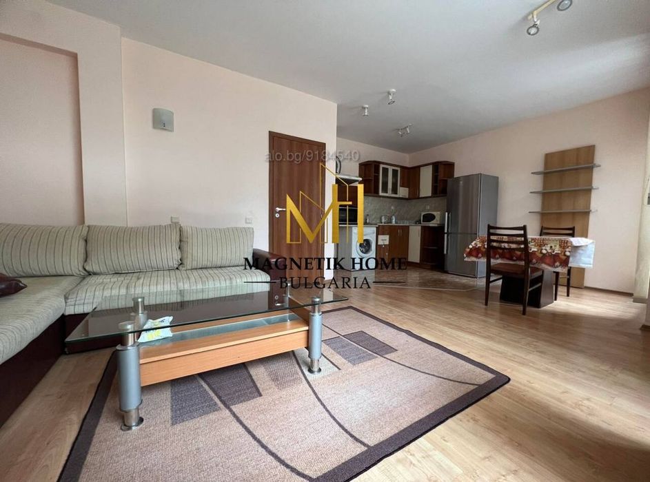 Чудесен тристаен апартамент в ж.к. Сарафово