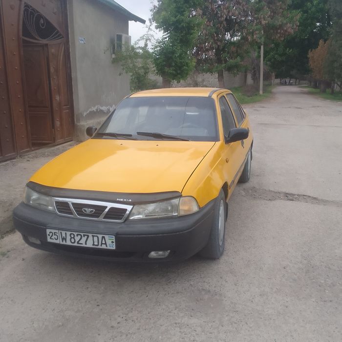 Nexia 1 sotaman gaz benzinda sariq 2002yil soʻns.