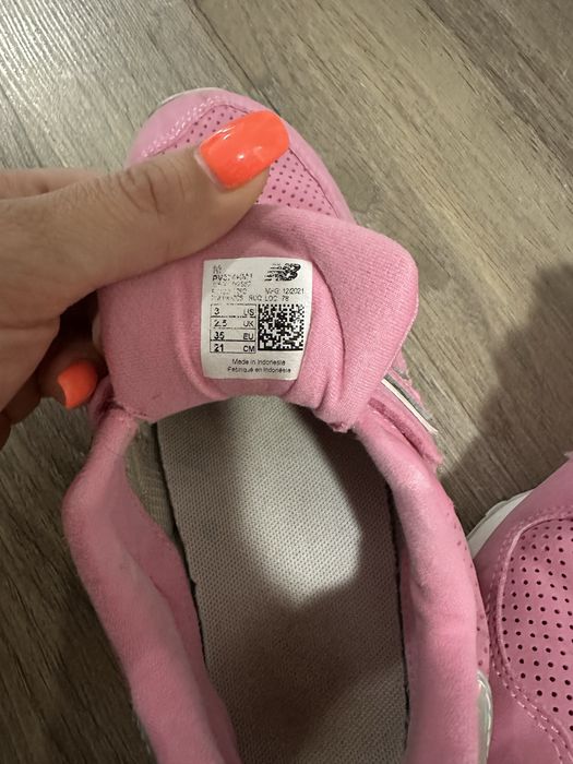 кроссовки на девочку