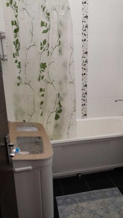 Продаю 3 комнатная квартира в хорошем районе сергелях