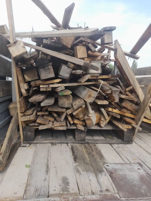 Срочно продам сломанные палеты,дрова б/у