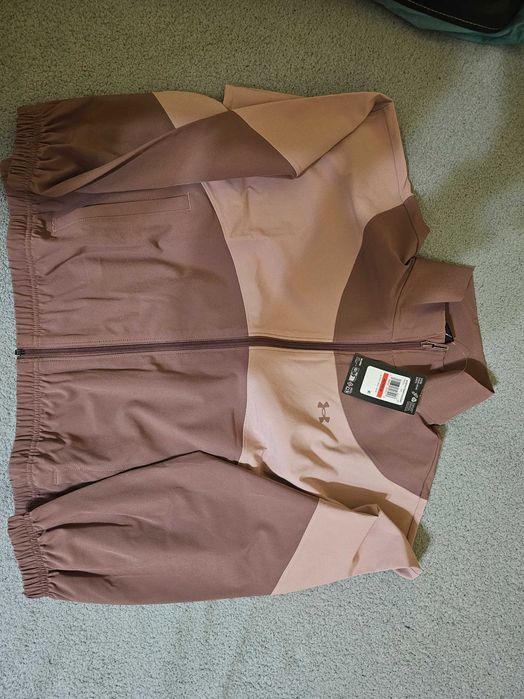 Дамски екип Under Armour