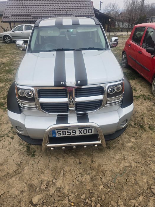 Vând Sau Dezmembrez Dodge Nitro 2010 Diesel 177 CP  2777 cm³