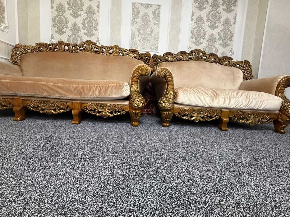 Продам комплект мягкой мебели