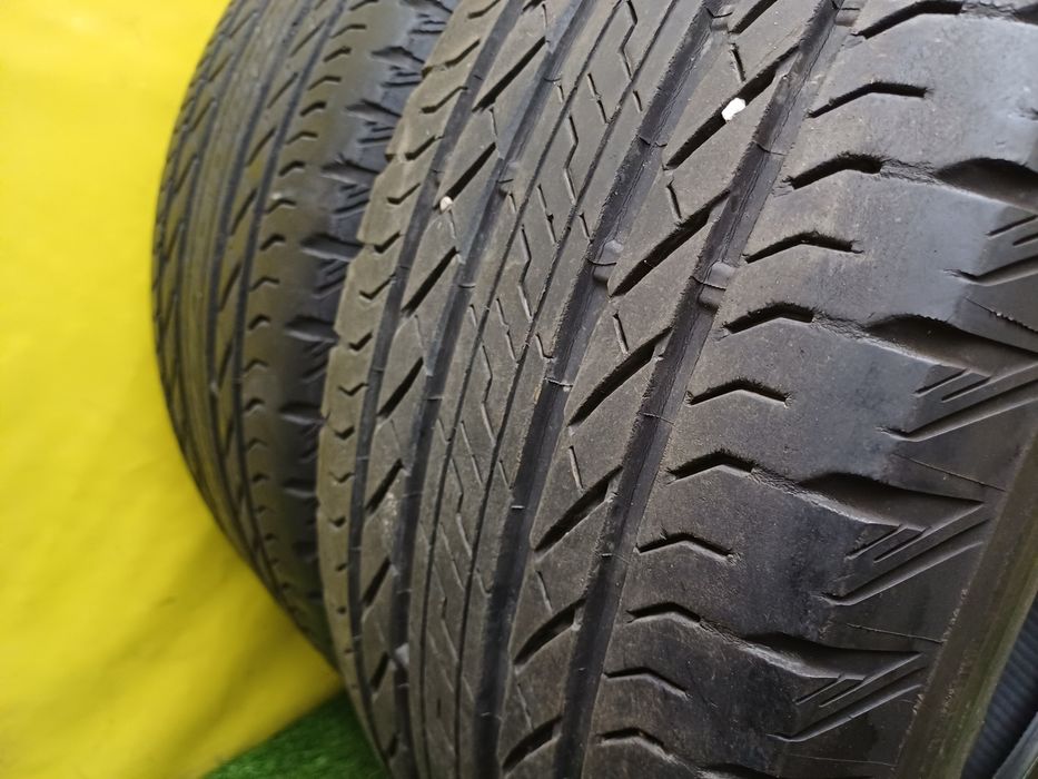 Шины 255/55 R18 Bridgestone пара.