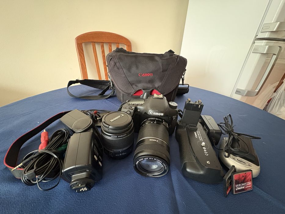 Продавам фото комплект Canon EOS 7D + аксесоари