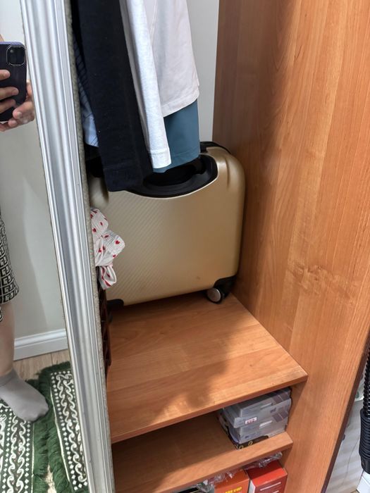 Шкаф срочно продам