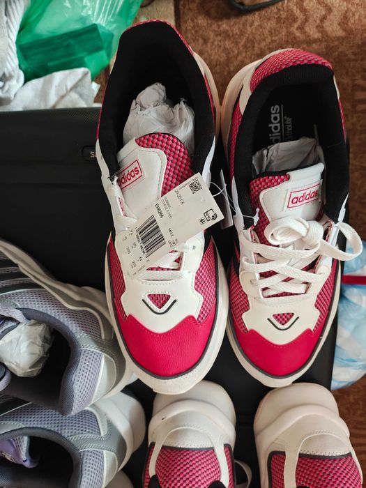 4,чифта Кожени  Adidas Running Course . Energeen pus