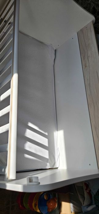 Кошара с люлеещ механизъм lorelli