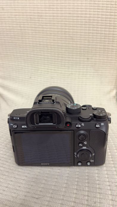 Продам срочно Sony A7