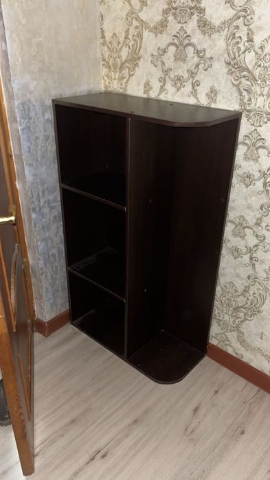 Писменный стол сатылады 15000 торг бар