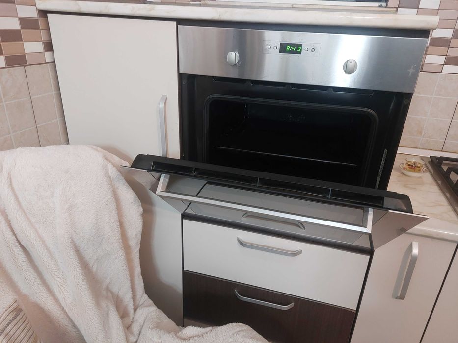 Masina spalat vase,cuptor electric,chiuveta buc si cuptor cu microunde