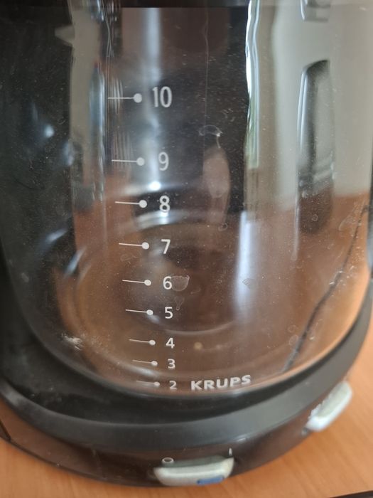 Продам кофеварку Krups