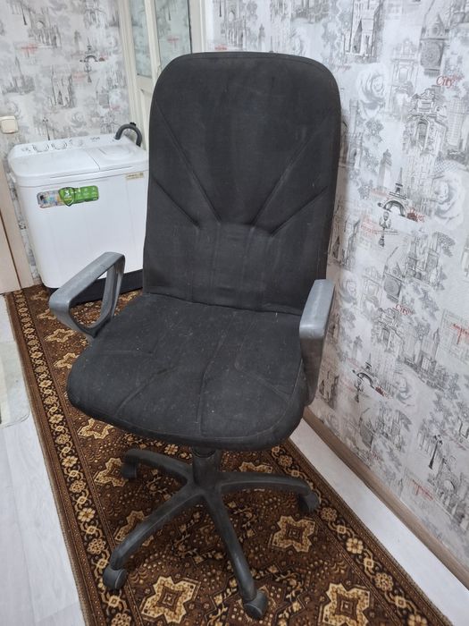 Кресло стул офисное