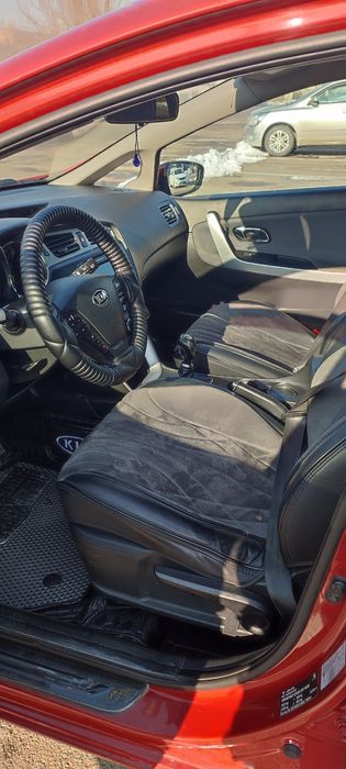 Продам автомобиль Киа Сид! Срочно!