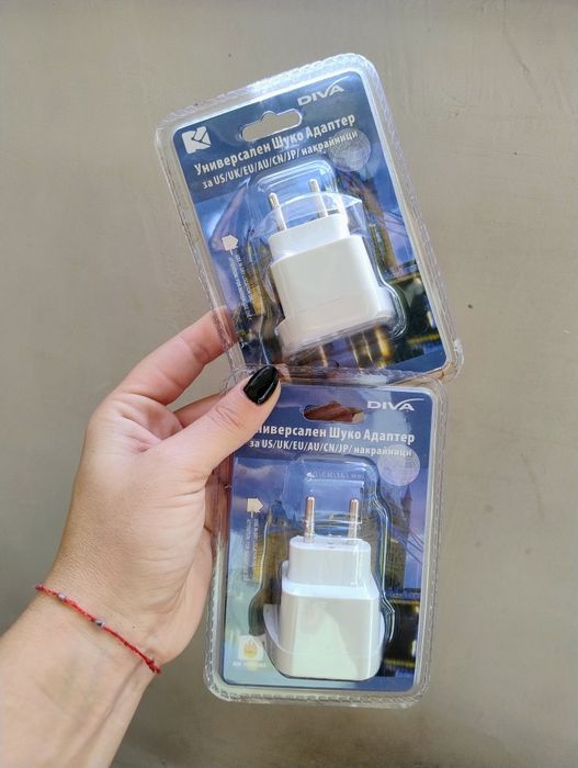 Универсални адаптер за контакт UK US EU AU CN JP