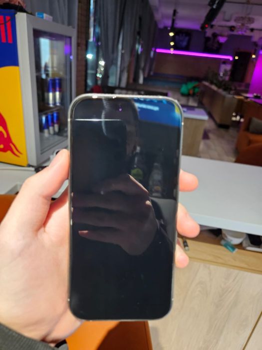 Iphone 16 pro natural titanium 128gb E sim