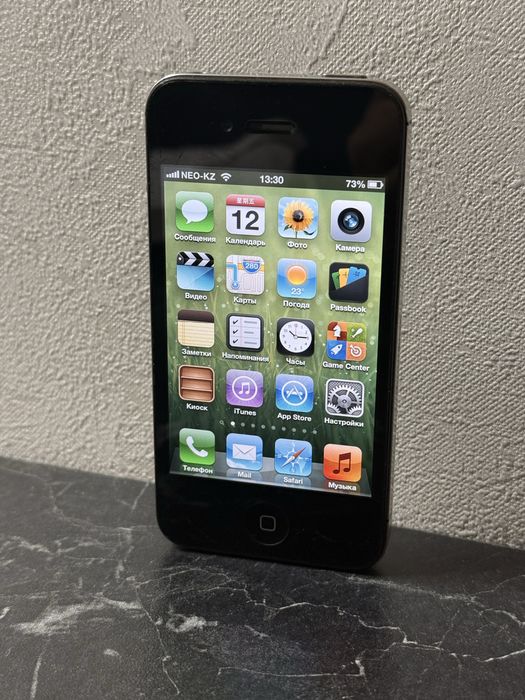 Iphone 4s в идельном состояний