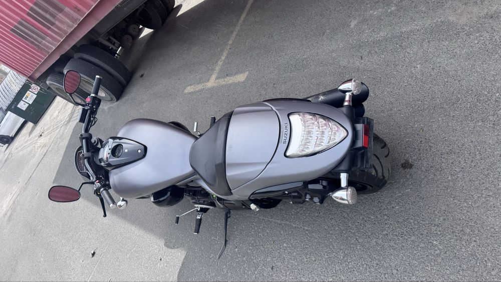 Suzuki intruder M109r