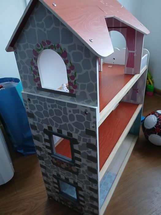 Къщичка за кукли