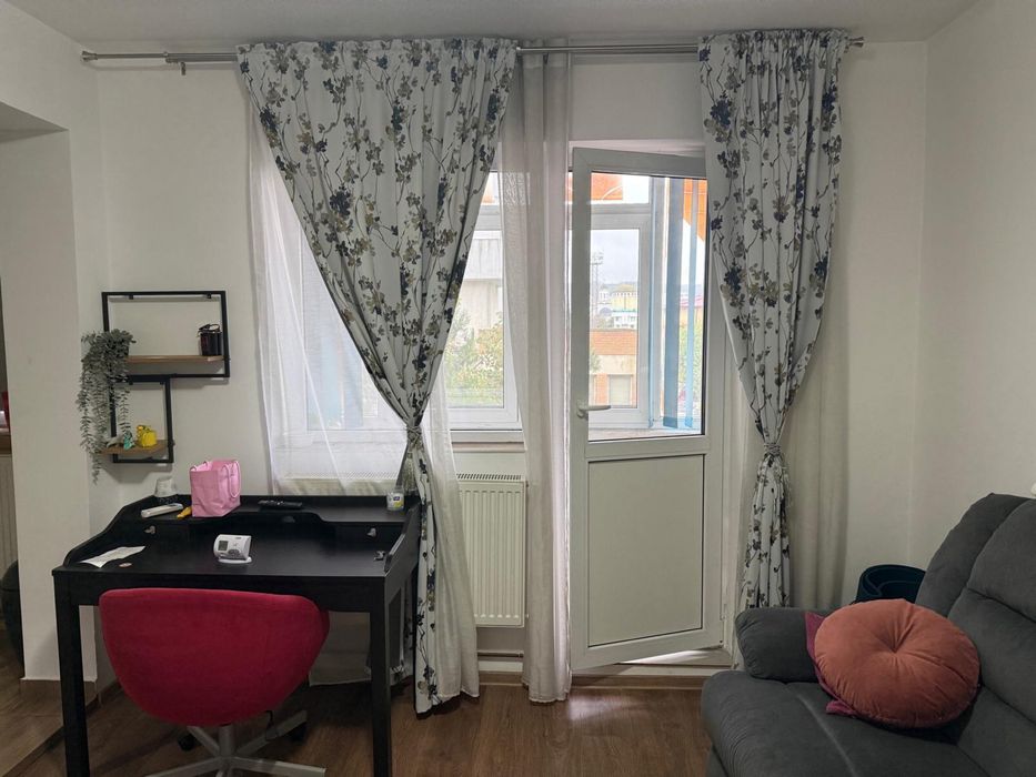 Apartament 2 camere semidecomandat