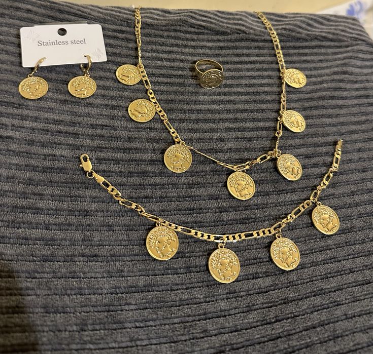 Set placat cu aur 18K