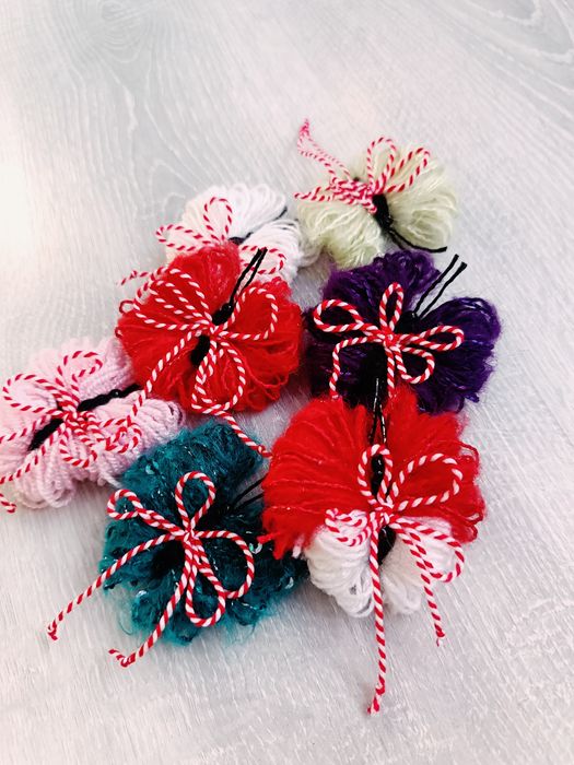 Ръчно изработени мартенички