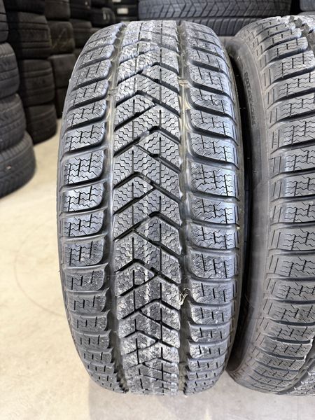 215/55/18 PIRELLI 4бр