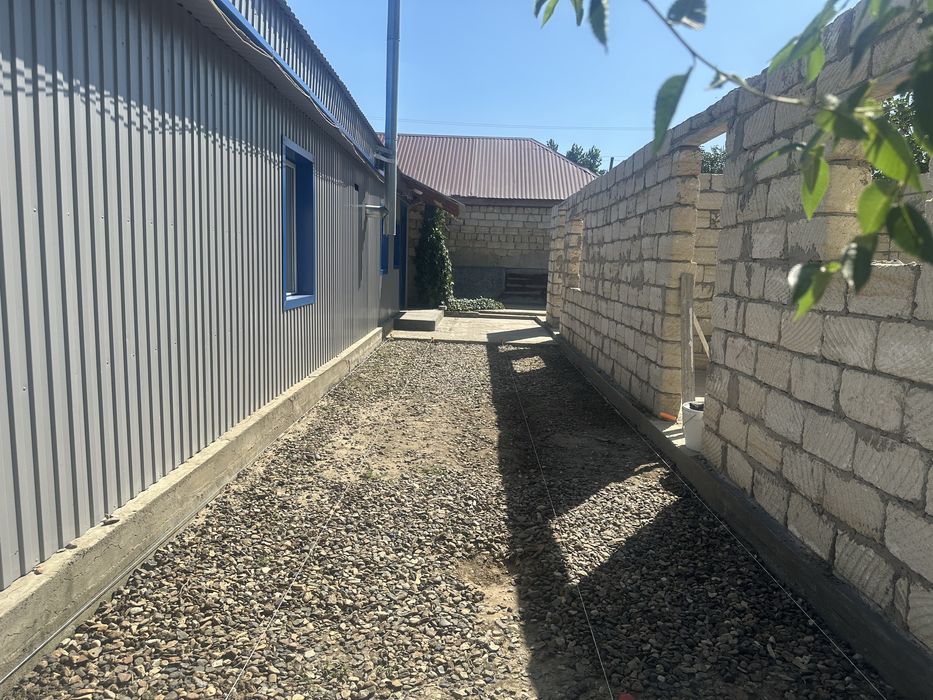 Продам дом и магазин