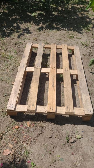 Vand paleti din lemn