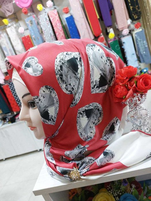 ayollar uchun ro'mollar