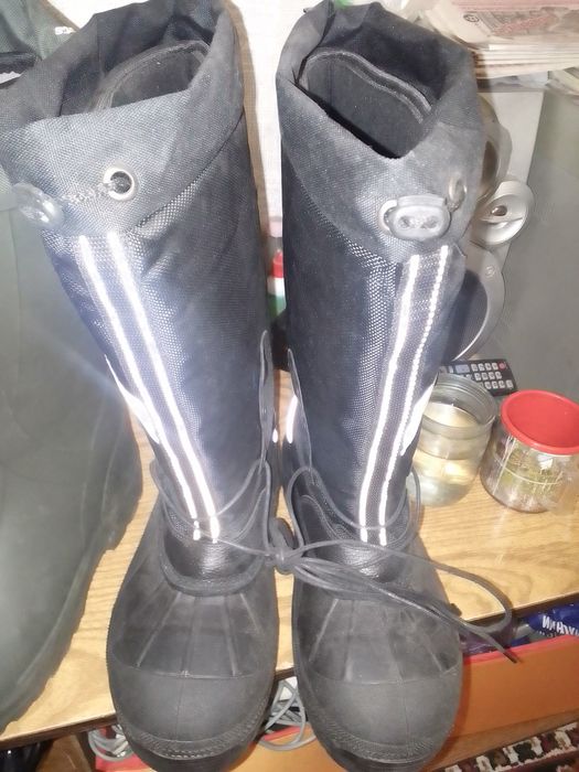 Сапоги резиновые  43 размер